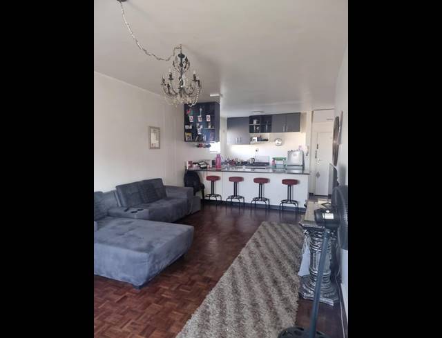 1 BEDROOM APARTMENT FOR SALE IN MALVERN EAST